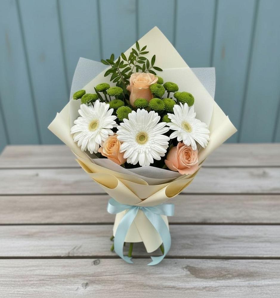 Букет цветов из: Герберы, Розы и Хризантемы в Сретенске
