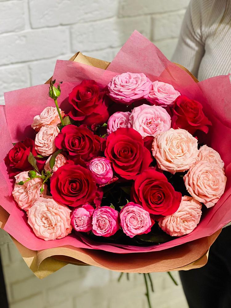 Букет цветов из: Розы в Сретенске