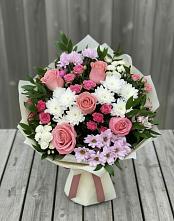 Букет цветов из:  Альстромерии, Гвоздики, Розы и Хризантемы #REPLACE_PRED# Сретенске