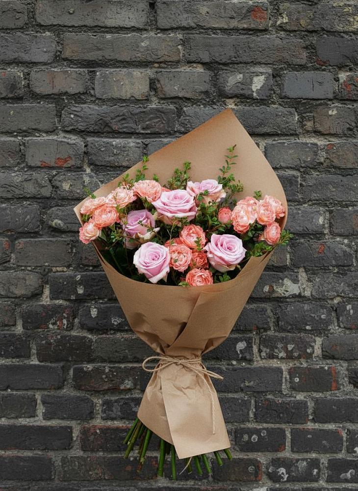 Букет цветов из: Розы в Сретенске