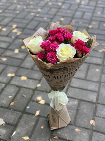 Букет цветов из: Розы в Сретенске