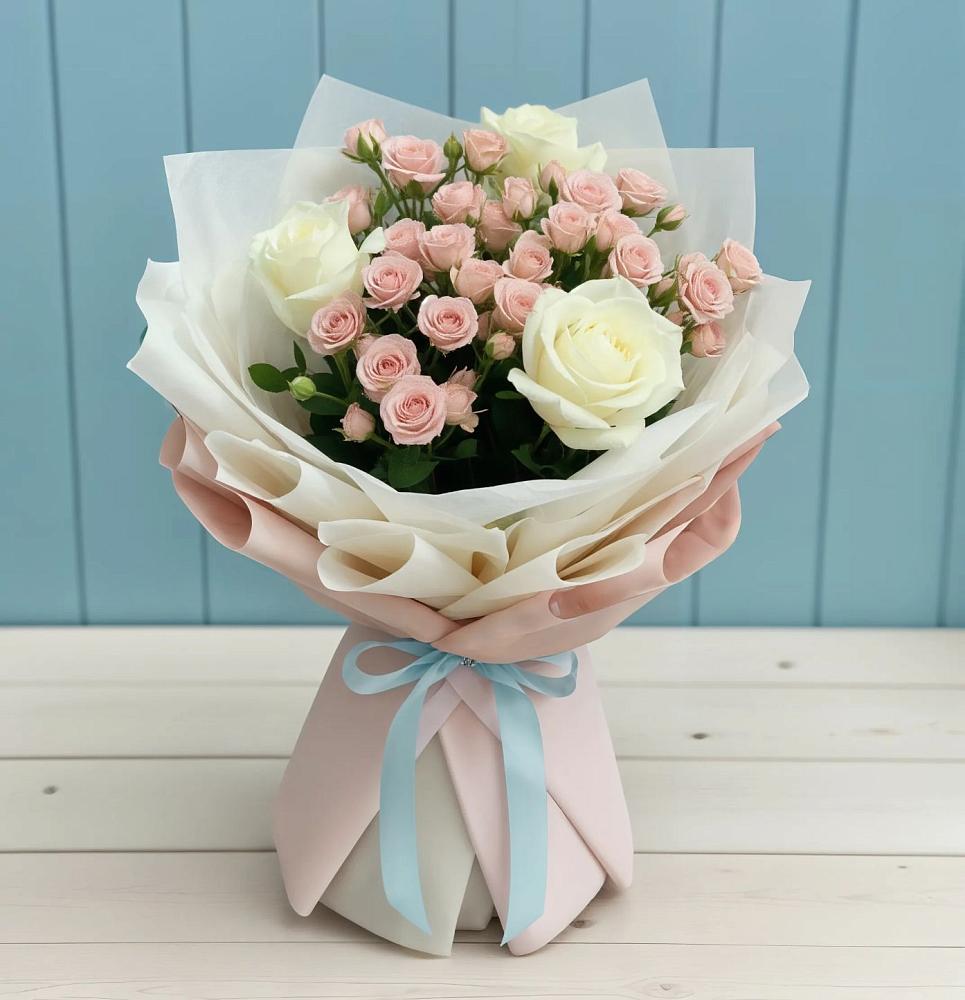 Букет цветов из: Розы в Сретенске